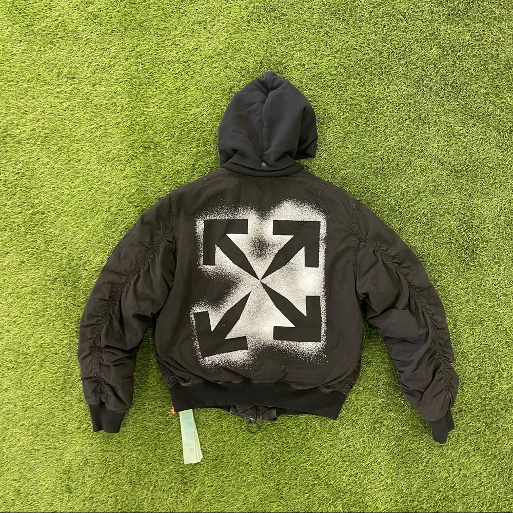 Off white stencil “vintage bomber” from the Virgil Abloh